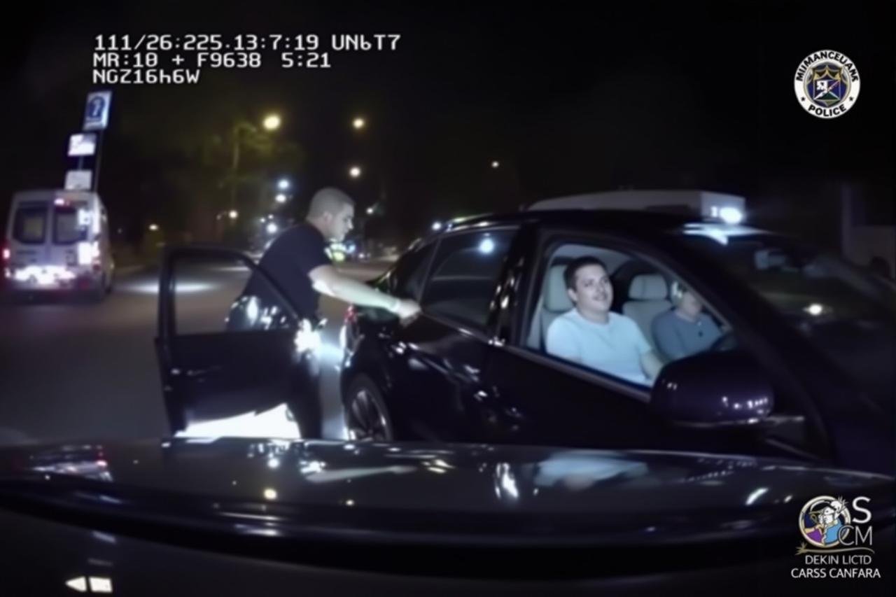 看料网站反转：某男星被指酒驾实为代驾开车，交警记录仪澄清